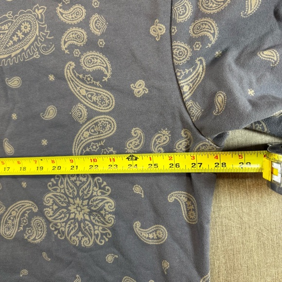 NWT Original Use Men's Pullover Sweatshirt Size XLGray Paisley Print Crewneck - Picture 4 of 7